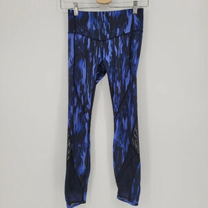 LULULEMON All Meshed Up 7/8 Tight mesh leggings 4 blue animal sprinkler size 2